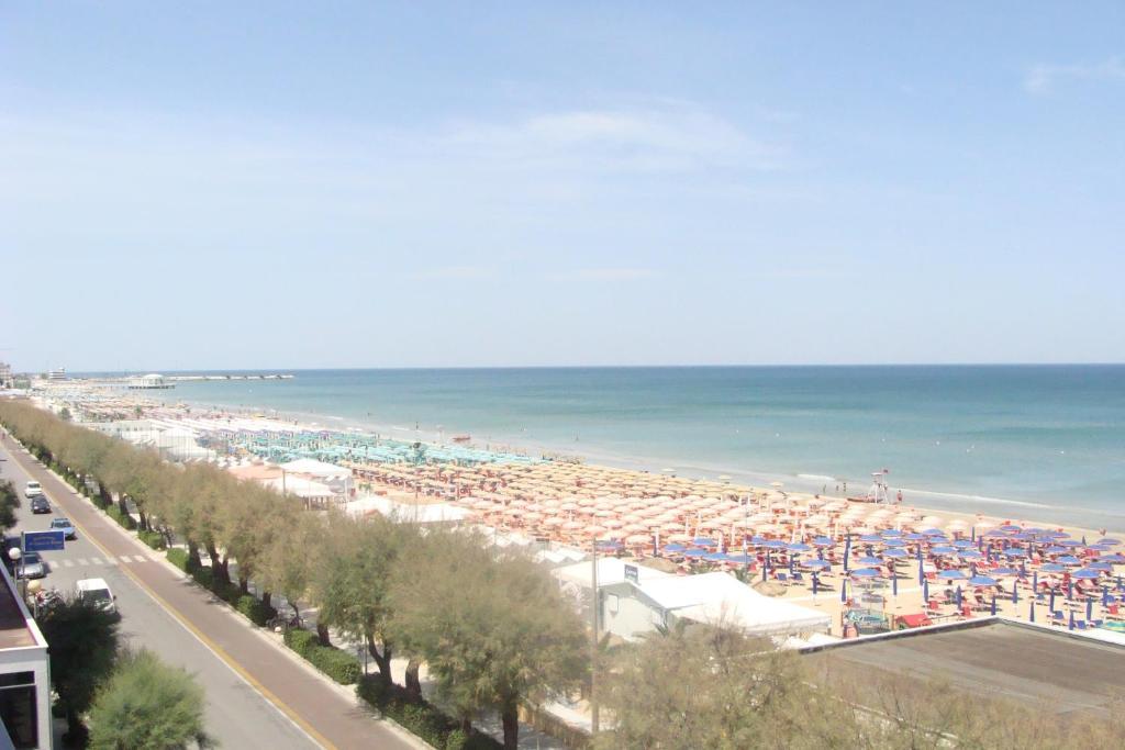 Hotel Italia 3*