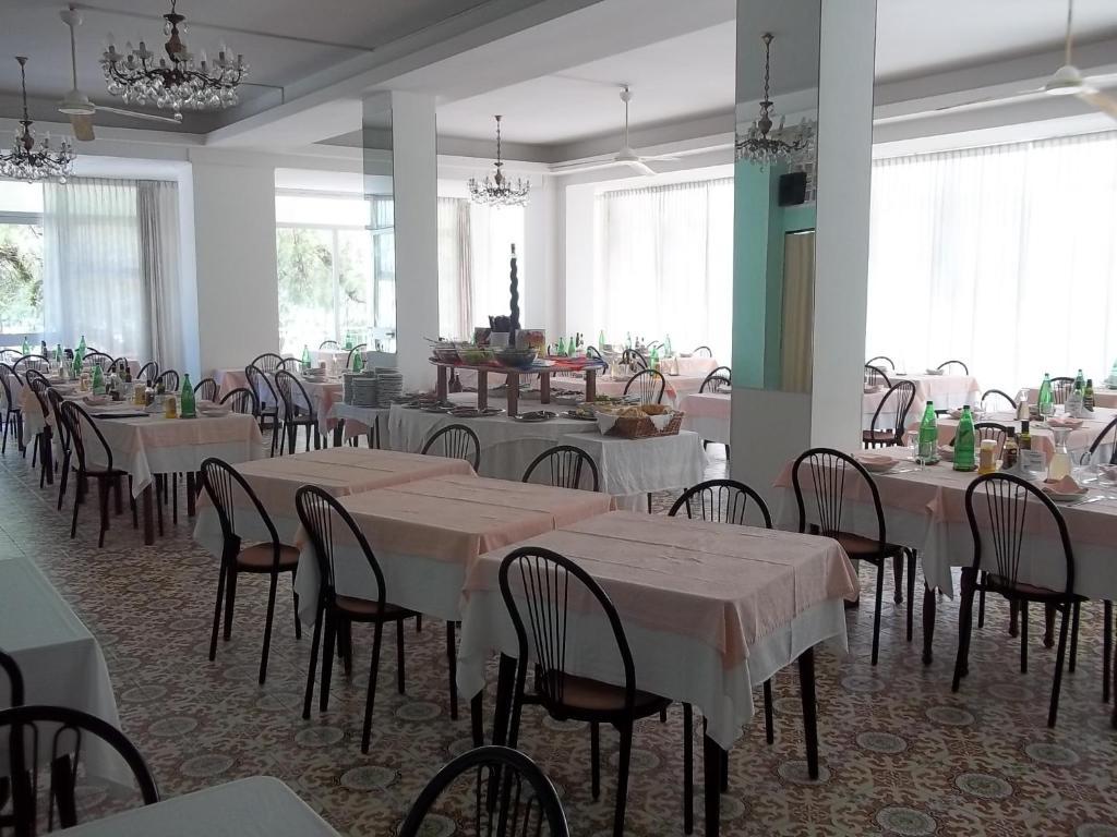 Hotel Italia 3*