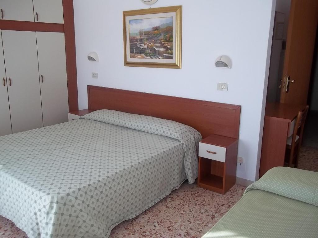 Hotel Italia 3*